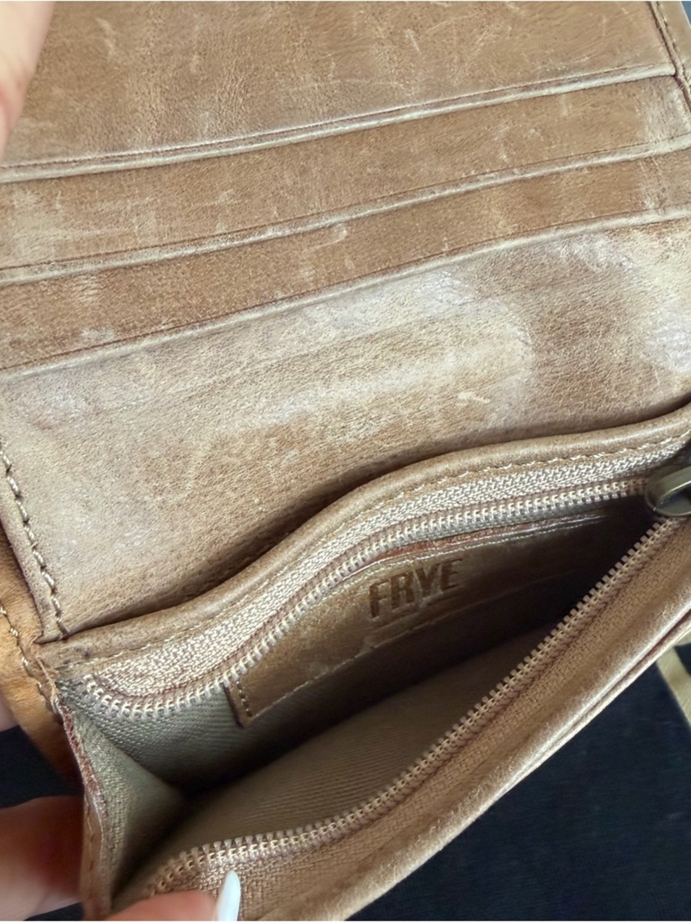 Frye Small Wallet - Picture 5 of 5